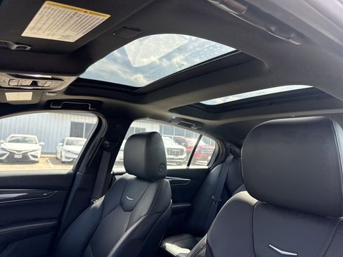 Used 2023 Cadillac CT5 Sport image 7