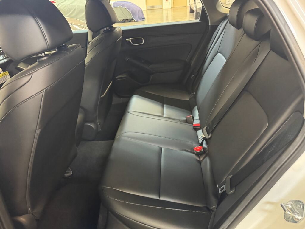 Certified 2025 Acura Integra FWD image 36