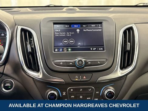 Certified 2024 Chevrolet Equinox LT w/ LPO, Floor Liner Package image 18