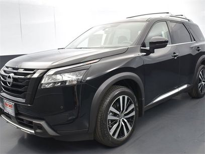 Used 2023 Nissan Pathfinder Platinum