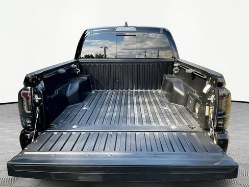 Used 2021 Toyota Tacoma TRD Pro AWD/4WD image 9