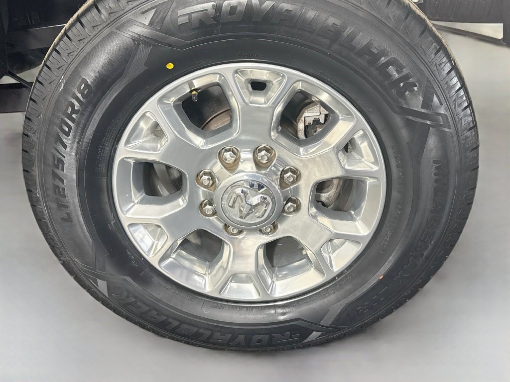 Used 2024 RAM 2500 Laramie AWD/4WD image 35