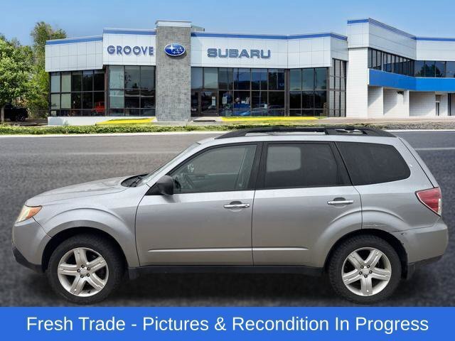Used 2010 Subaru Forester 2.5X Limited w/ Popular Equipment Group 7B AWD/4WD image 2