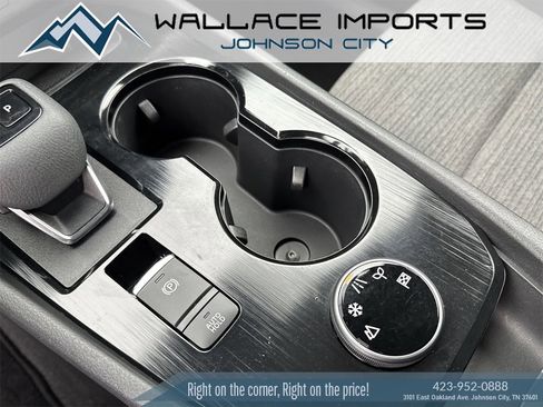 Used 2023 Nissan Rogue SV image 8