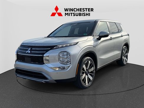 New 2025 Mitsubishi Outlander SE image 5