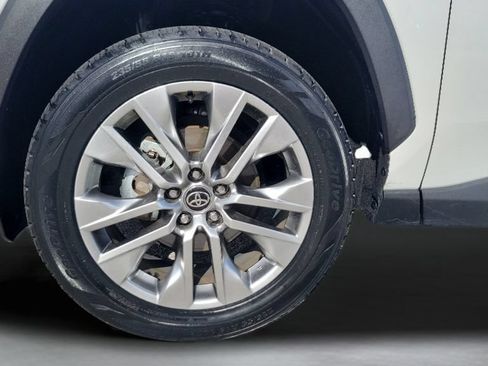 Used 2023 Toyota RAV4 Limited FWD image 25