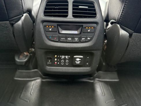 Used 2017 Honda Pilot Elite image 29