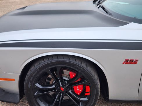 Used 2020 Dodge Challenger R/T image 6