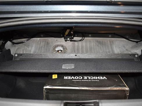 Used 2008 Chrysler Crossfire Limited image 27