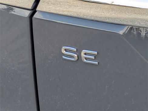 New 2026 Volkswagen Atlas SE image 12