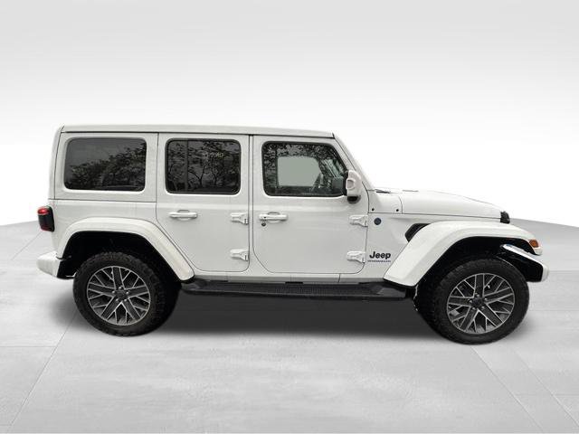 Used 2024 Jeep Wrangler High Altitude AWD/4WD image 9