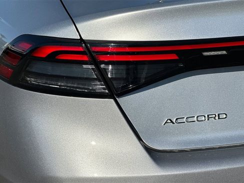 Certified 2025 Honda Accord LX image 30