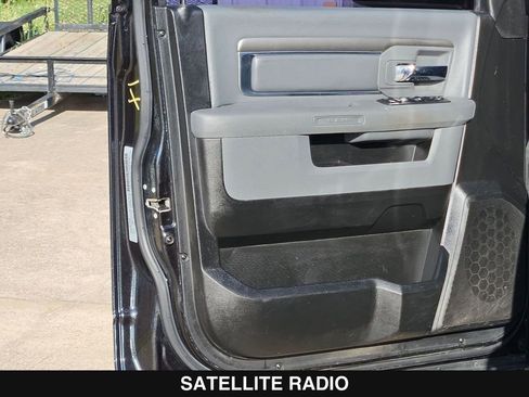 Used 2018 RAM 1500 Big Horn RWD image 14