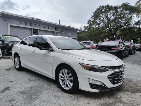 Used 2021 Chevrolet Malibu LT FWD image 17