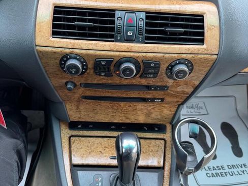 Used 2005 BMW 645Ci Convertible RWD image 25