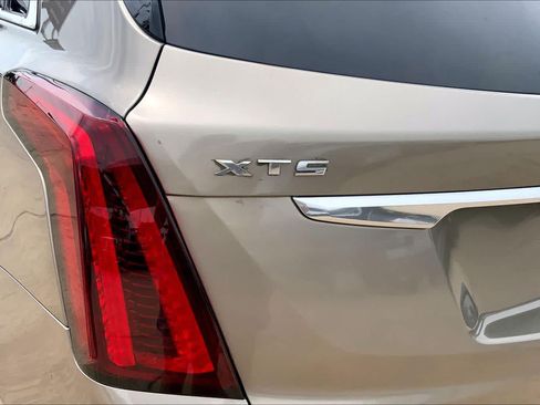 Used 2023 Cadillac XT5 Premium Luxury FWD image 58