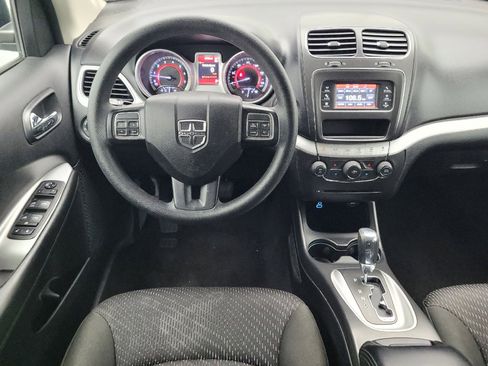 Used 2019 Dodge Journey SE FWD image 22