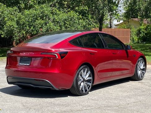 Used 2024 Tesla Model 3 Standard Range RWD image 8