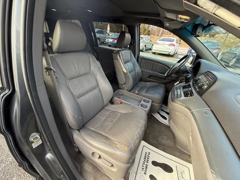Used 2010 Honda Odyssey EX-L image 17