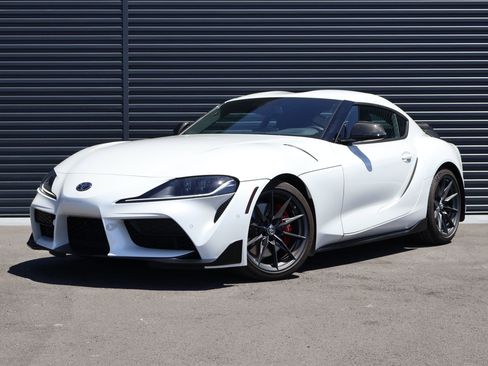 Used 2025 Toyota Supra Premium w/ Driver Assist Package RWD image 1