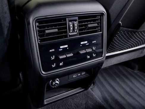 Certified 2026 Porsche Cayenne S AWD/4WD image 26