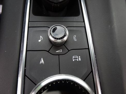 Used 2024 Cadillac Escalade ESV Sport Platinum w/ LPO, ONYX Package image 31