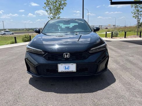 Used 2025 Honda Civic Sport image 2