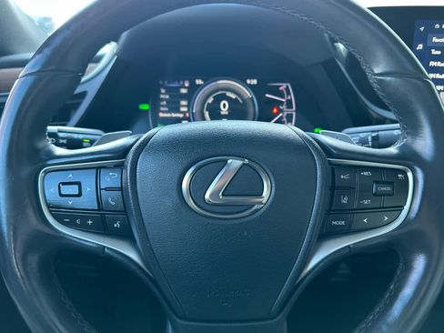 Used 2023 Lexus ES 300h w/ Premium Package image 24