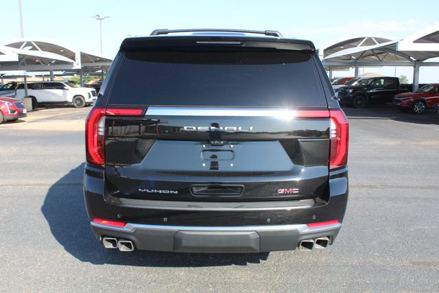 Used 2025 GMC Yukon Denali w/ Denali Reserve Package AWD/4WD image 4
