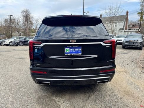 Used 2024 Cadillac XT6 Premium Luxury AWD/4WD image 4