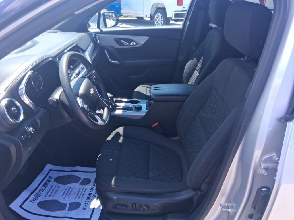 Used 2021 Chevrolet Blazer LT FWD image 18