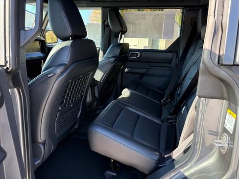 New 2025 Ford Bronco Badlands image 19