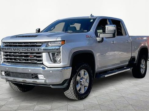 Used 2020 Chevrolet Silverado 2500 LTZ w/ LTZ Premium Package image 3