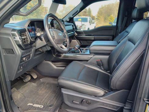 Used 2022 Ford F150 XLT w/ Equipment Group 302A High image 10