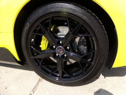 Used 2022 Chevrolet Corvette Stingray Premium Cpe RWD image 12