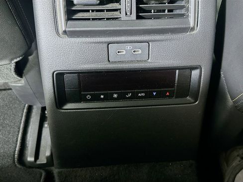 Used 2025 MAZDA CX-70 3.3 Turbo w/ Preferred Package image 29