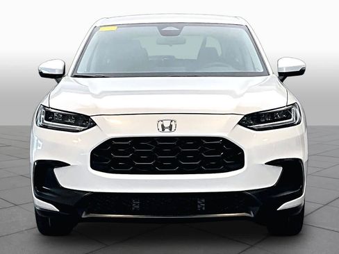 Used 2024 Honda HR-V LX image 3
