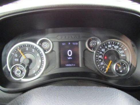 Used 2021 RAM 2500 Tradesman image 13