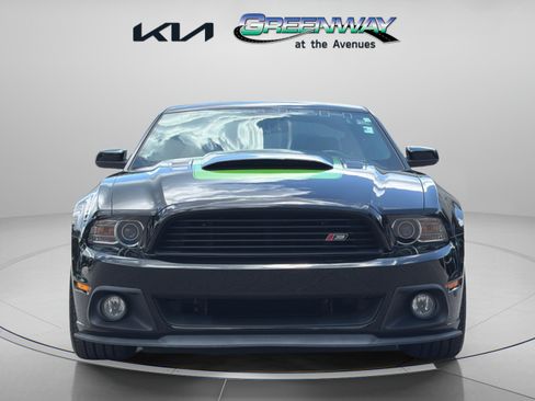 Used 2013 Ford Mustang GT Premium w/ GT Track Pkg RWD image 2