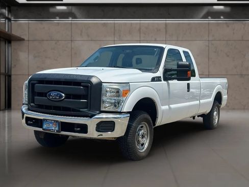 Used 2013 Ford F250 XL w/ PWR Equipment Group AWD/4WD image 2