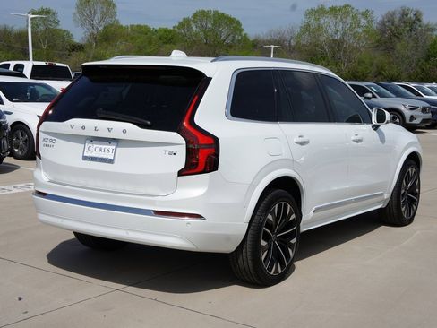 New 2025 Volvo XC90 T8 Plus w/ Protection Package Premier image 6
