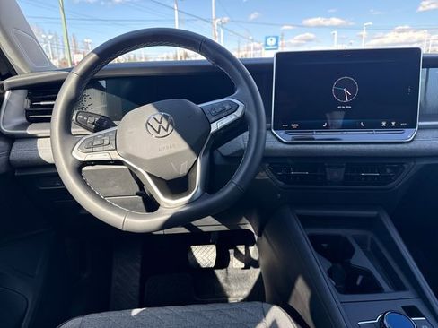 New 2026 Volkswagen Tiguan S AWD/4WD image 19