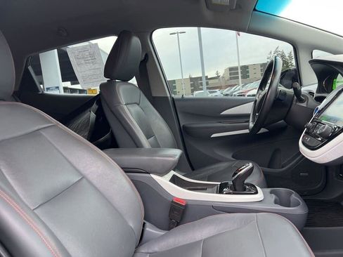 Used 2020 Chevrolet Bolt Premier w/ Infotainment Package image 6