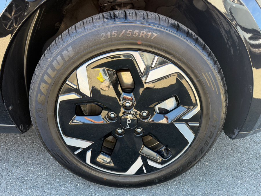Used 2024 Kia Niro Wave FWD image 54