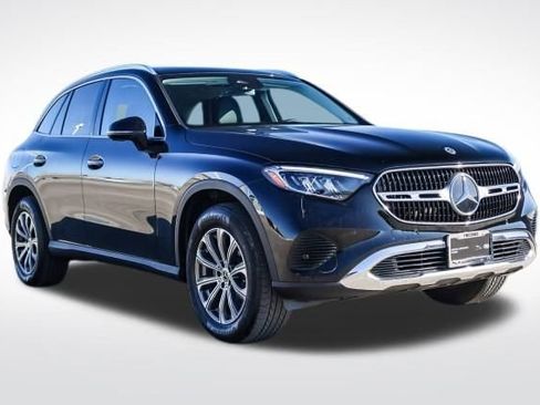 Used 2023 Mercedes-Benz GLC 300 image 3