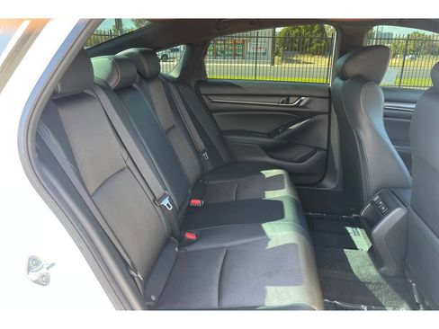 Used 2022 Honda Accord Sport image 17