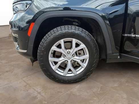 Used 2022 Jeep Grand Cherokee L Limited w/ Luxury Tech Group II image 31