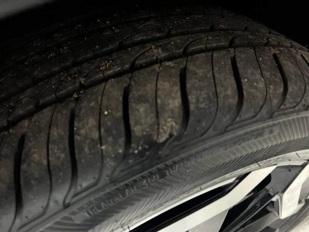 Used 2025 Kia Telluride S FWD image 46