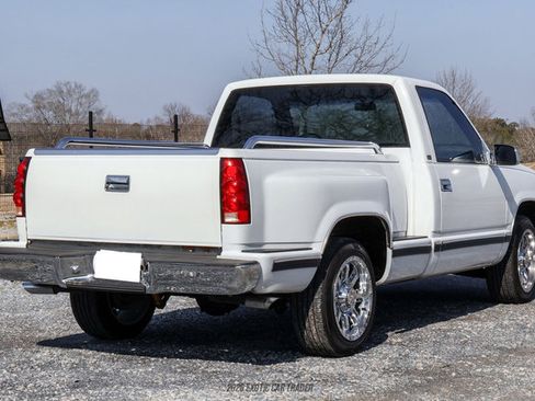 Used 1989 Chevrolet Silverado 1500 2WD Regular Cab image 8