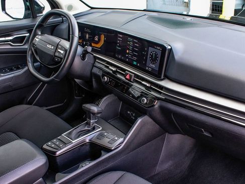 Used 2026 Kia Sportage LX image 42